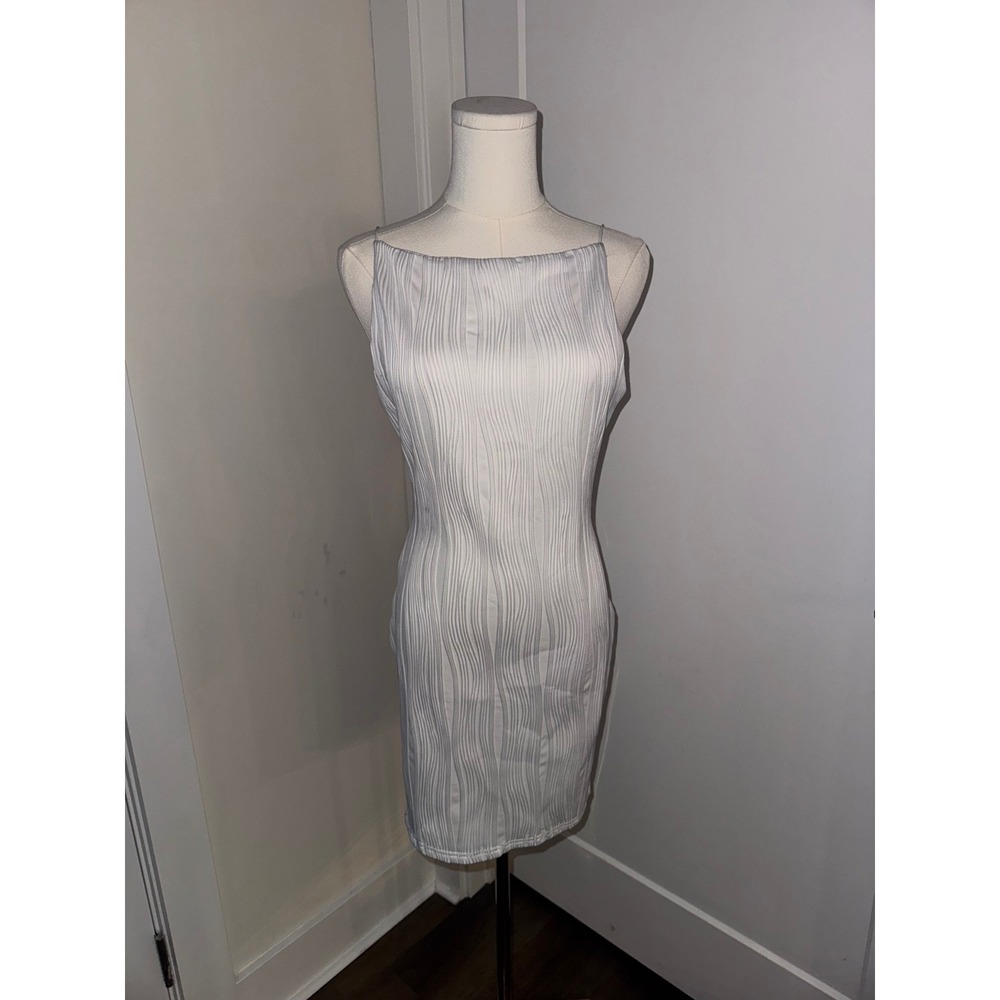 ThatsSoFetch White Textured Bodycon Mini Dress Spaghetti Straps Backless Size 10